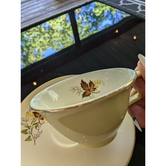 Taylor Smith & T Leaf O'Gold Vtg Footed Cup & Saucer set of 2 Yellow MapleLeaf - Picture 11 of 15
